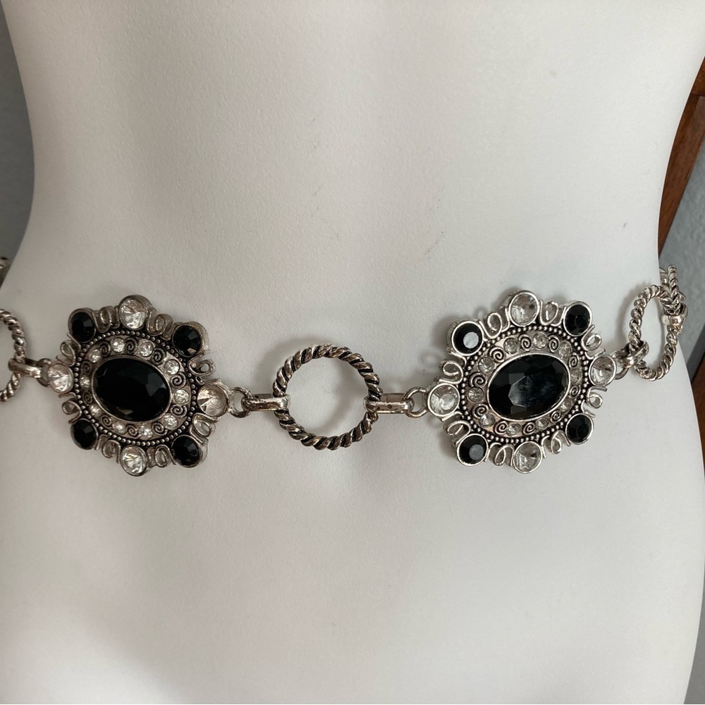 Chico Chain Silver Belt Rhinestones Black Stone 50”